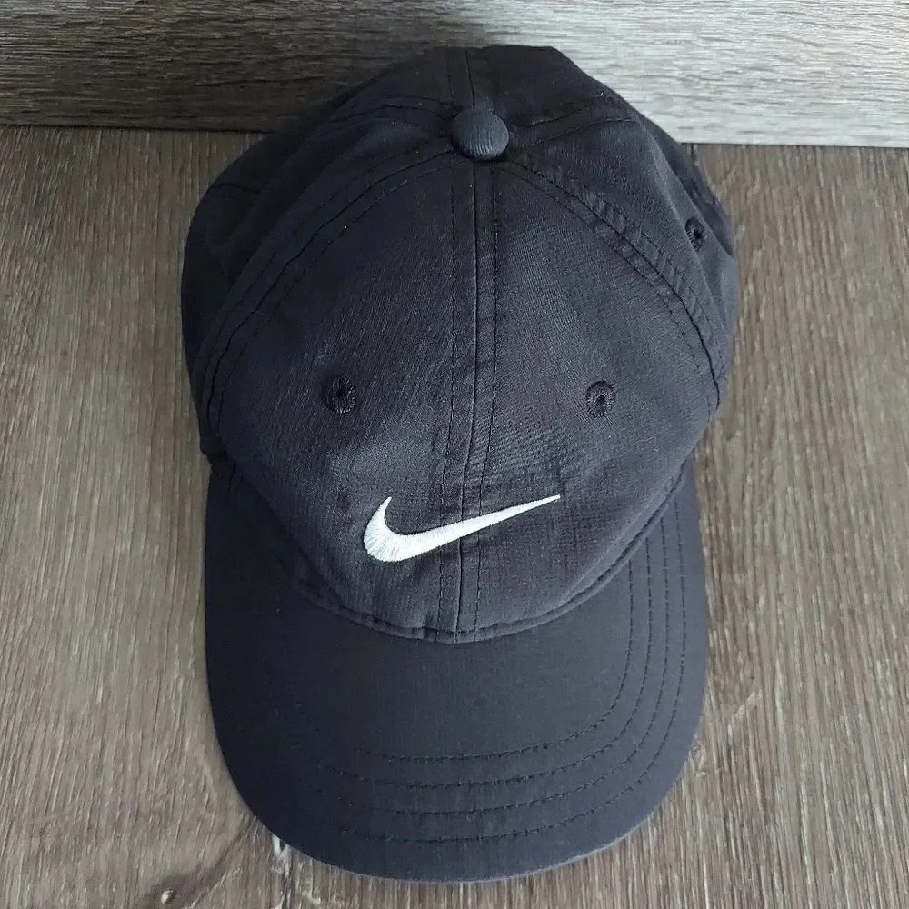 Black Nike Dri-Fit Lightweight Hat Size 4-7
